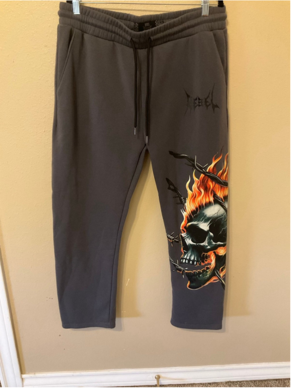 Rebel Vengeance Men's 2XL Fleece Sweatpants Flaming Skull Print